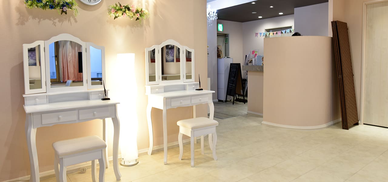 mimosa＋ 大宮店の店内